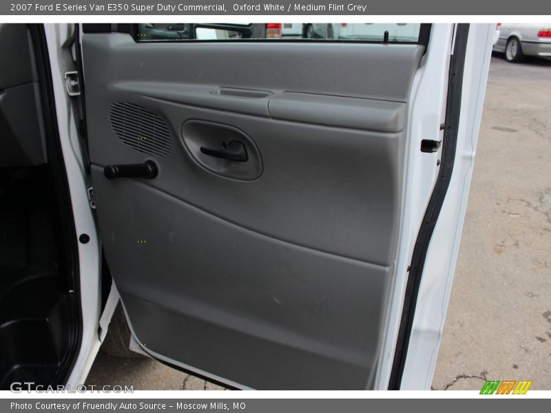 Oxford White / Medium Flint Grey 2007 Ford E Series Van E350 Super Duty Commercial