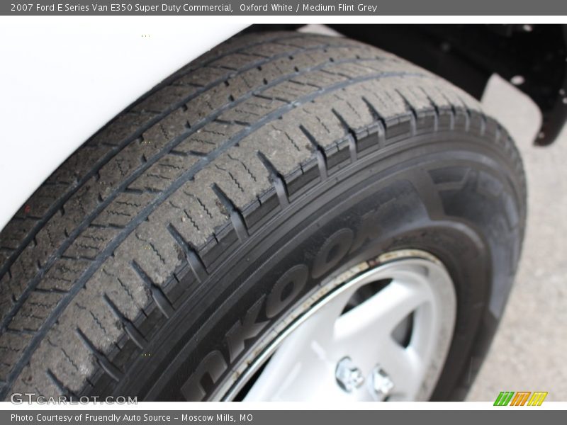 Oxford White / Medium Flint Grey 2007 Ford E Series Van E350 Super Duty Commercial