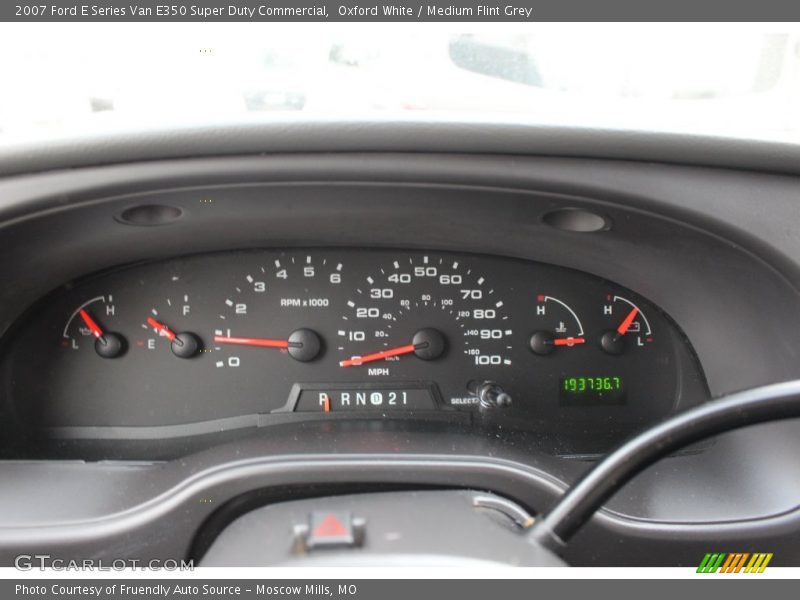 Oxford White / Medium Flint Grey 2007 Ford E Series Van E350 Super Duty Commercial