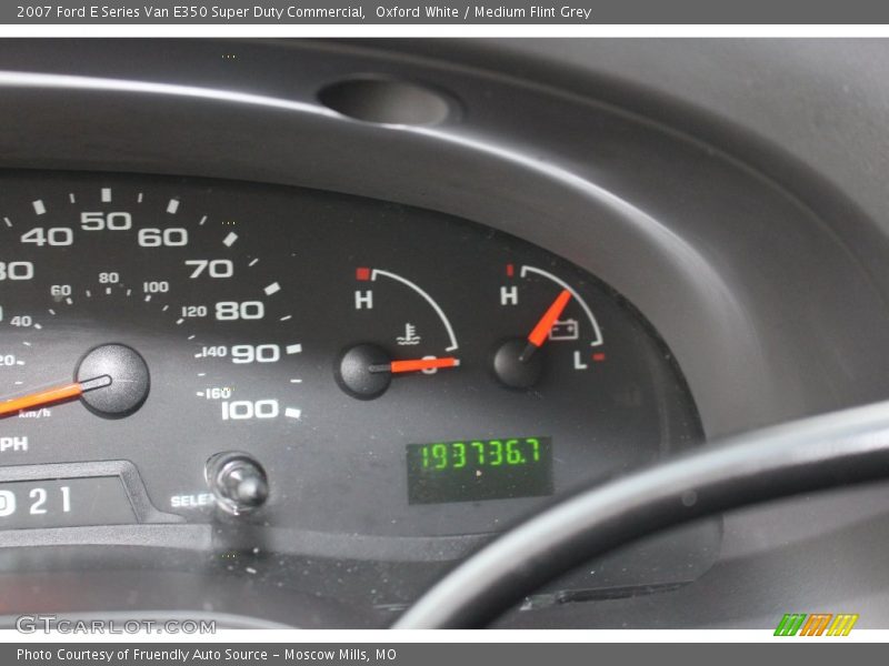 Oxford White / Medium Flint Grey 2007 Ford E Series Van E350 Super Duty Commercial