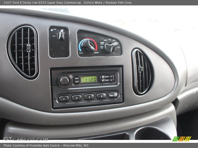 Oxford White / Medium Flint Grey 2007 Ford E Series Van E350 Super Duty Commercial