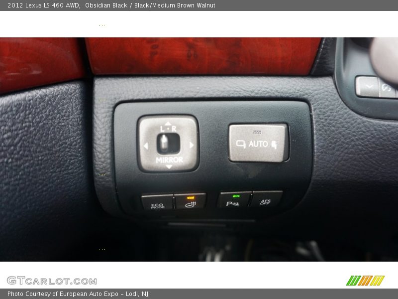 Obsidian Black / Black/Medium Brown Walnut 2012 Lexus LS 460 AWD