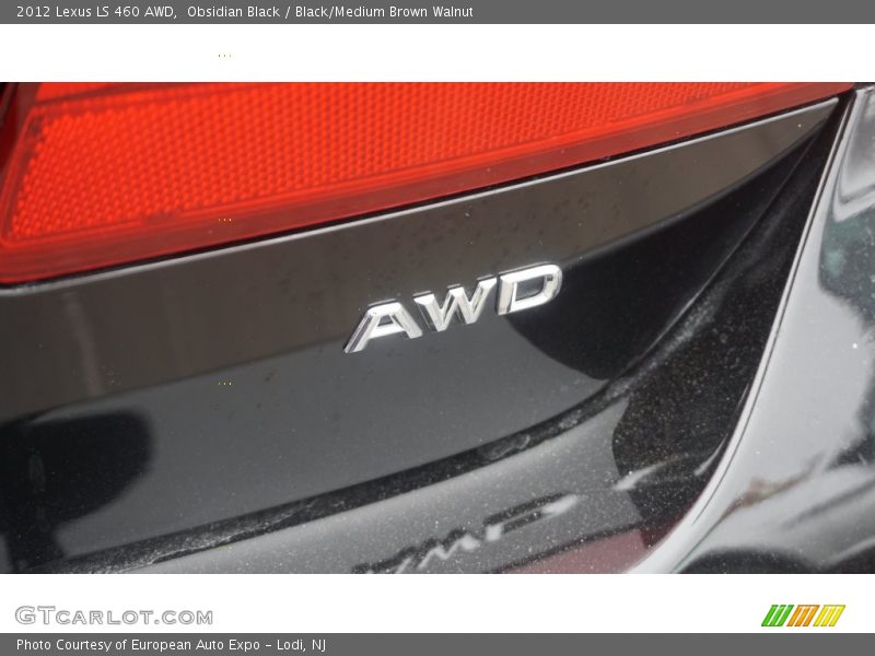 Obsidian Black / Black/Medium Brown Walnut 2012 Lexus LS 460 AWD
