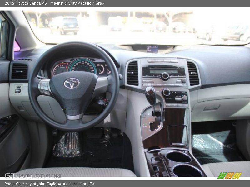 Magnetic Gray Metallic / Gray 2009 Toyota Venza V6