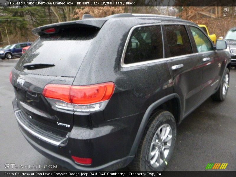 Brilliant Black Crystal Pearl / Black 2016 Jeep Grand Cherokee Limited 4x4