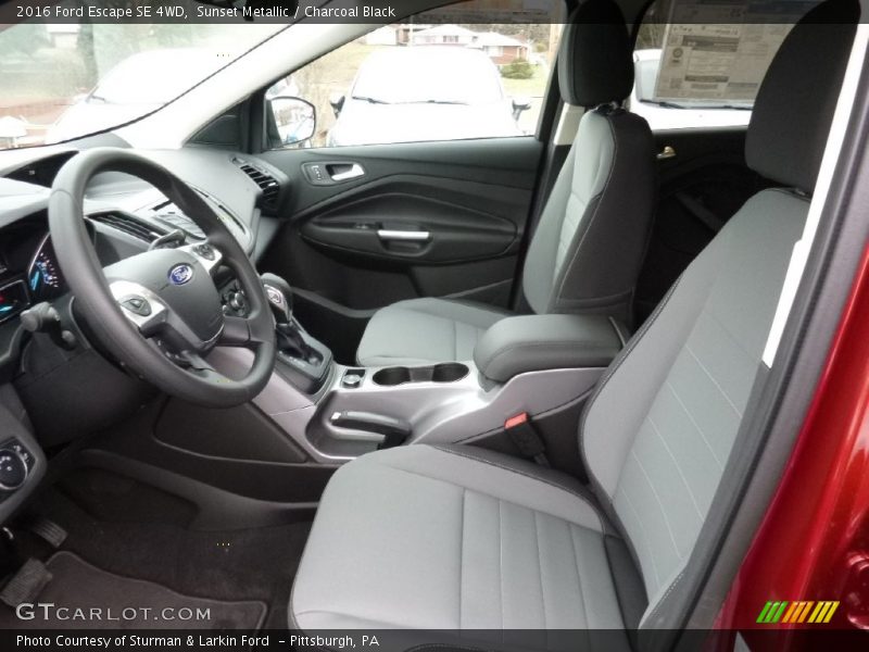Sunset Metallic / Charcoal Black 2016 Ford Escape SE 4WD