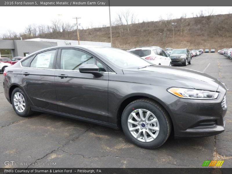 Magnetic Metallic / Medium Earth Gray 2016 Ford Fusion S