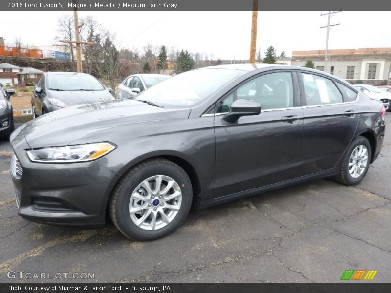 Magnetic Metallic / Medium Earth Gray 2016 Ford Fusion S