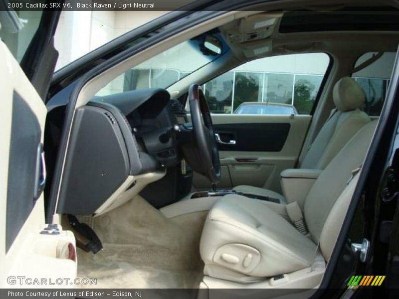 Black Raven / Light Neutral 2005 Cadillac SRX V6