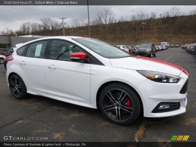 Front 3/4 View of 2016 Focus ST