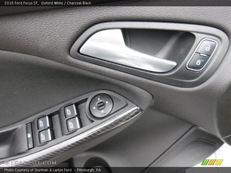 Controls of 2016 Focus ST