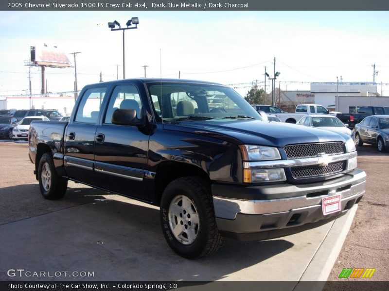 Dark Blue Metallic / Dark Charcoal 2005 Chevrolet Silverado 1500 LS Crew Cab 4x4