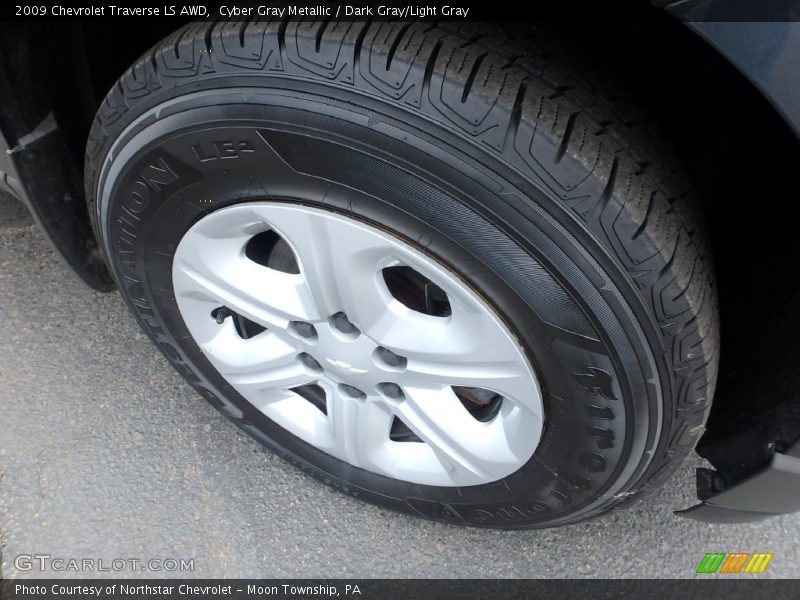 Cyber Gray Metallic / Dark Gray/Light Gray 2009 Chevrolet Traverse LS AWD