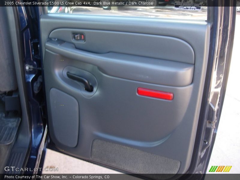 Dark Blue Metallic / Dark Charcoal 2005 Chevrolet Silverado 1500 LS Crew Cab 4x4