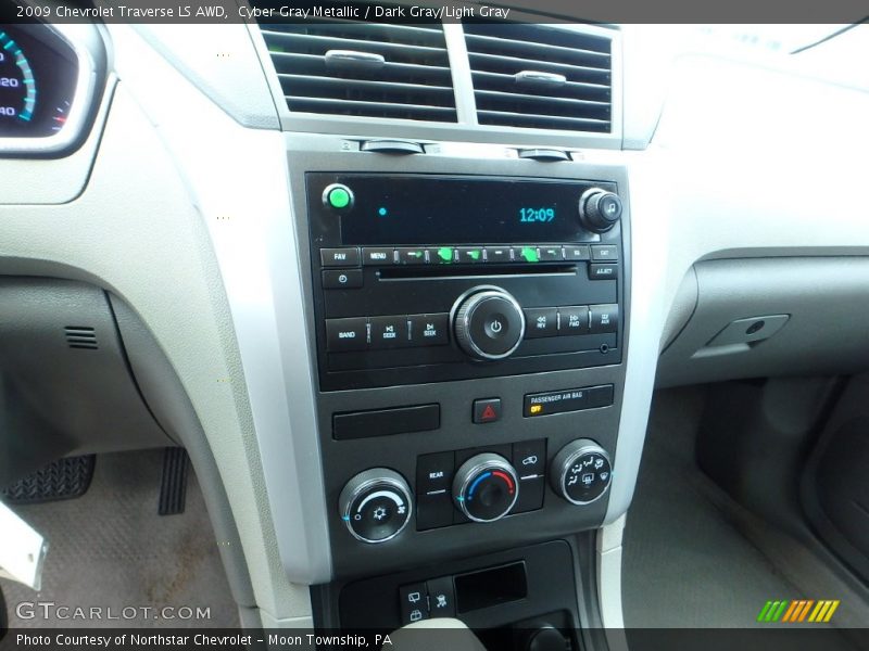 Cyber Gray Metallic / Dark Gray/Light Gray 2009 Chevrolet Traverse LS AWD