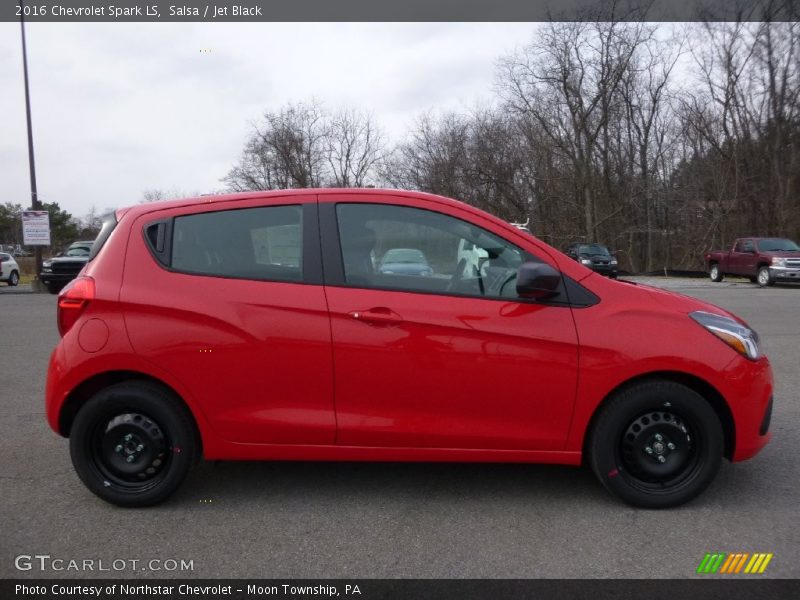 Salsa / Jet Black 2016 Chevrolet Spark LS