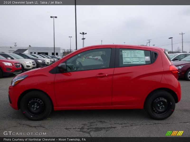 Salsa / Jet Black 2016 Chevrolet Spark LS