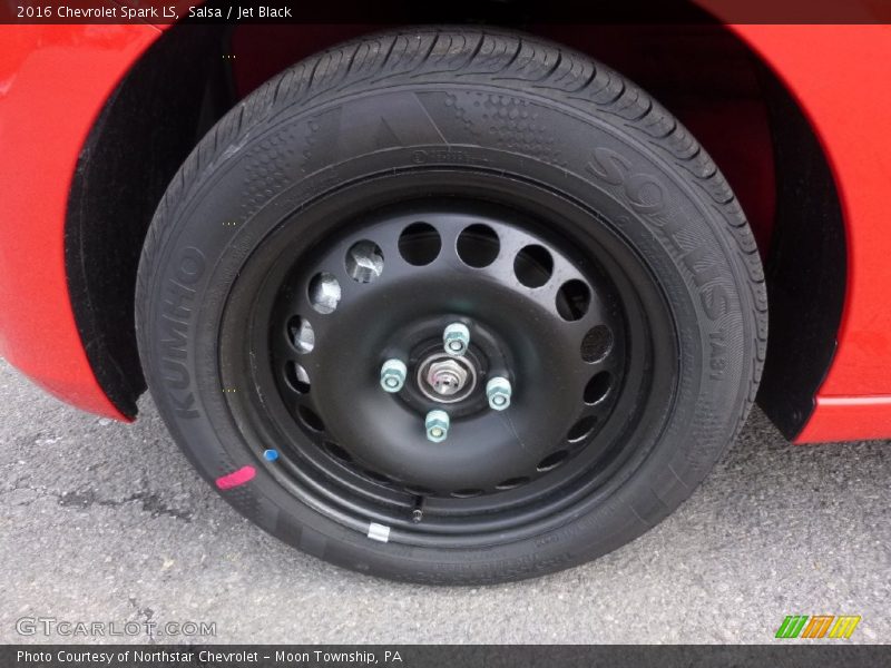 Salsa / Jet Black 2016 Chevrolet Spark LS