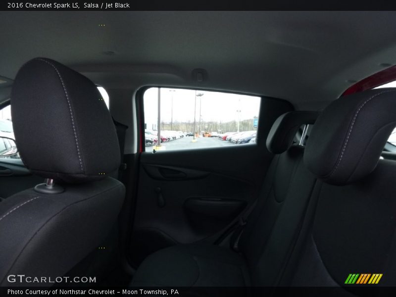 Salsa / Jet Black 2016 Chevrolet Spark LS