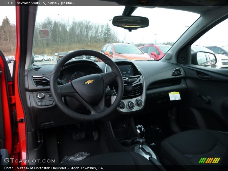 Salsa / Jet Black 2016 Chevrolet Spark LS