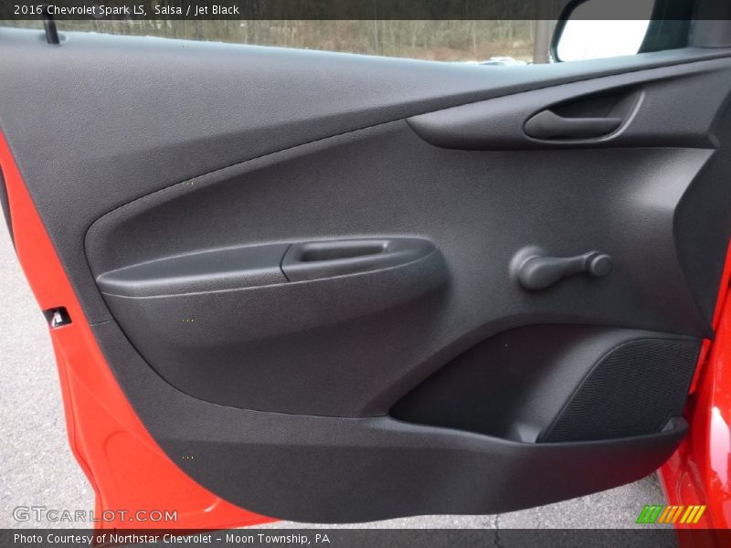 Salsa / Jet Black 2016 Chevrolet Spark LS