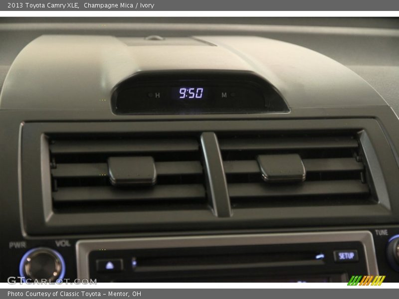 Champagne Mica / Ivory 2013 Toyota Camry XLE