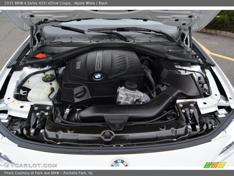 Alpine White / Black 2015 BMW 4 Series 435i xDrive Coupe
