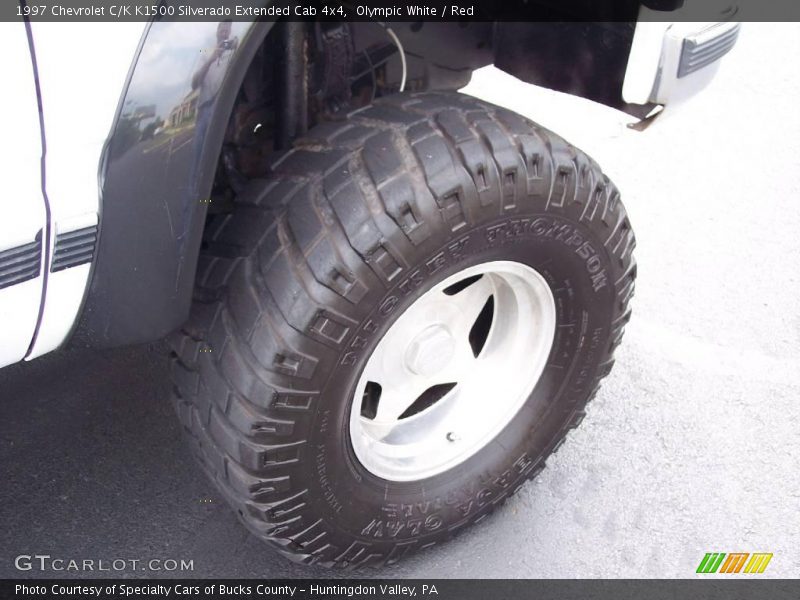 Olympic White / Red 1997 Chevrolet C/K K1500 Silverado Extended Cab 4x4