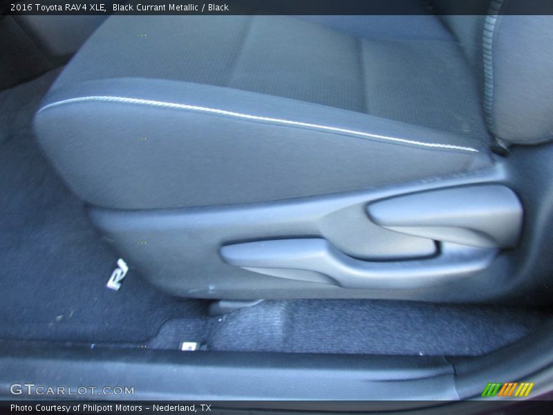 Black Currant Metallic / Black 2016 Toyota RAV4 XLE