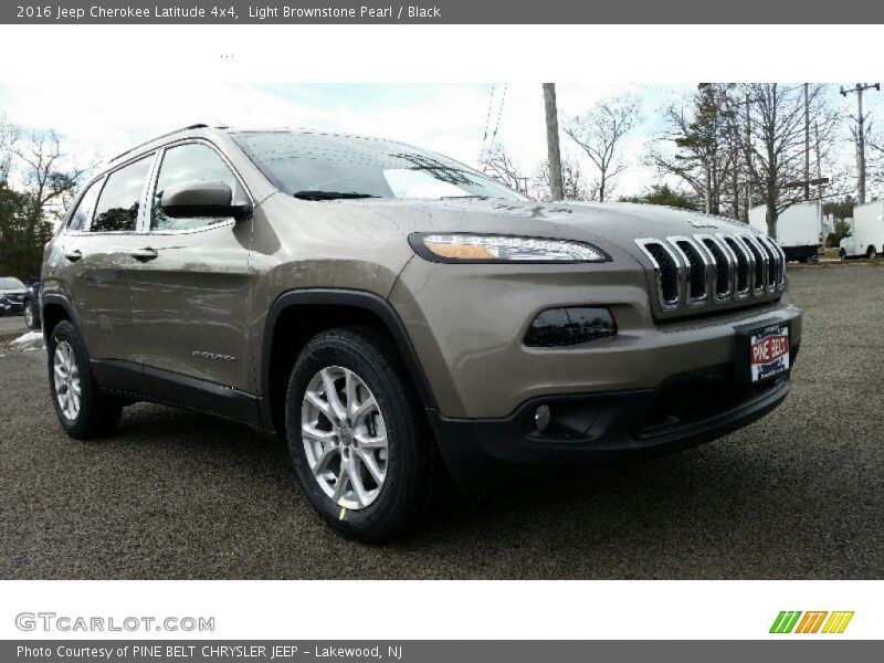 Light Brownstone Pearl / Black 2016 Jeep Cherokee Latitude 4x4