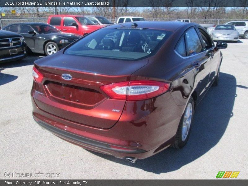 Bronze Fire Metallic / Charcoal Black 2016 Ford Fusion SE