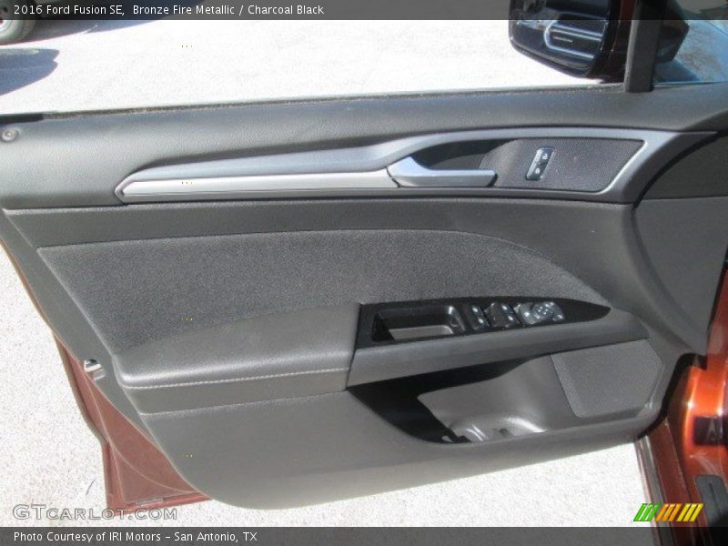 Bronze Fire Metallic / Charcoal Black 2016 Ford Fusion SE