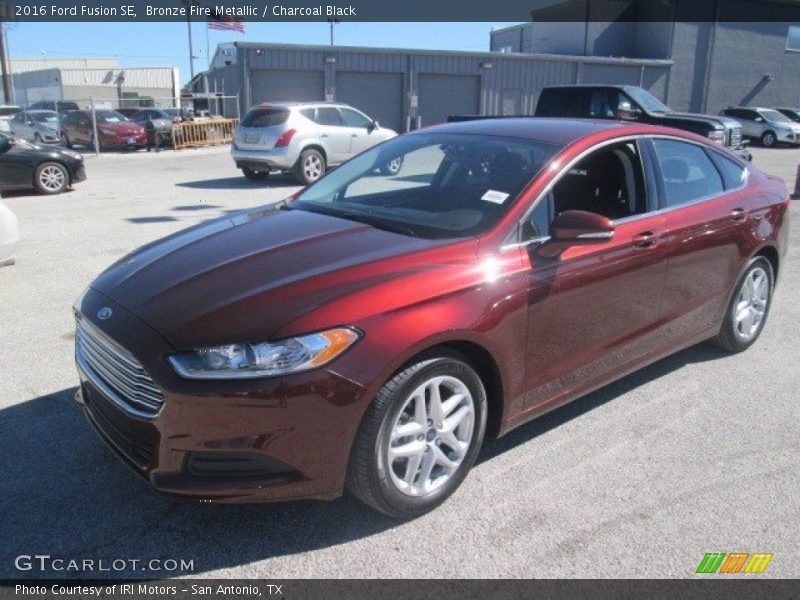 Bronze Fire Metallic / Charcoal Black 2016 Ford Fusion SE