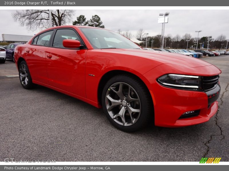 Front 3/4 View of 2016 Charger R/T