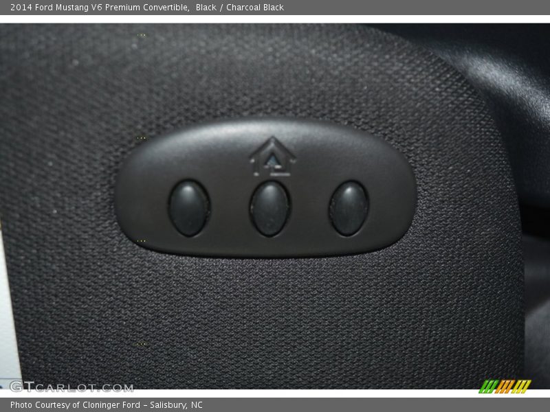Black / Charcoal Black 2014 Ford Mustang V6 Premium Convertible