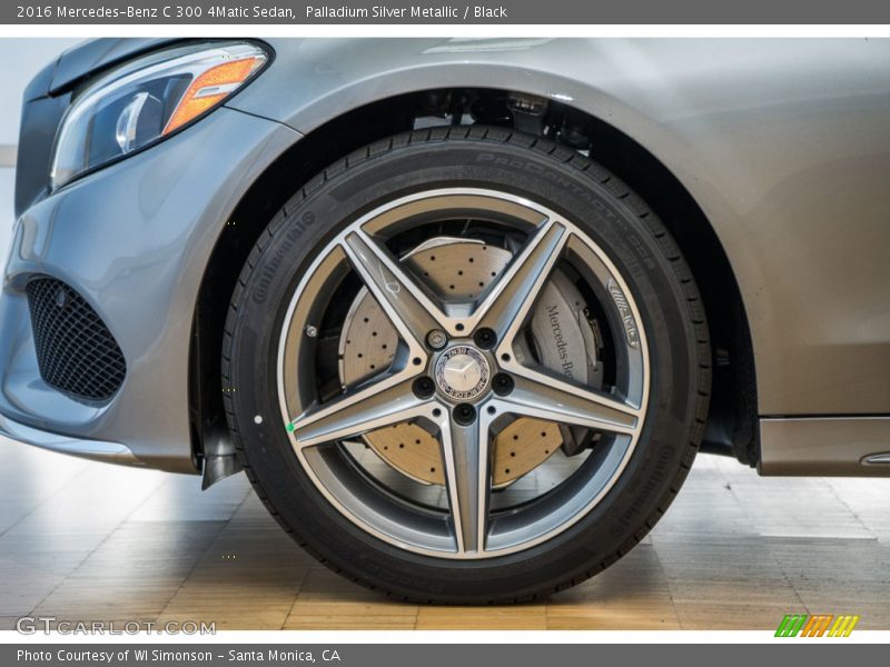 Palladium Silver Metallic / Black 2016 Mercedes-Benz C 300 4Matic Sedan