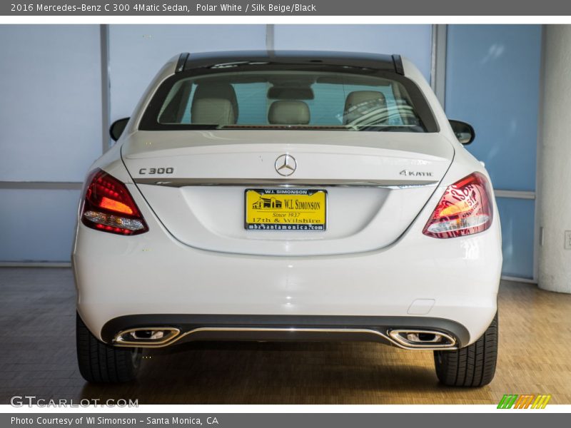 Polar White / Silk Beige/Black 2016 Mercedes-Benz C 300 4Matic Sedan