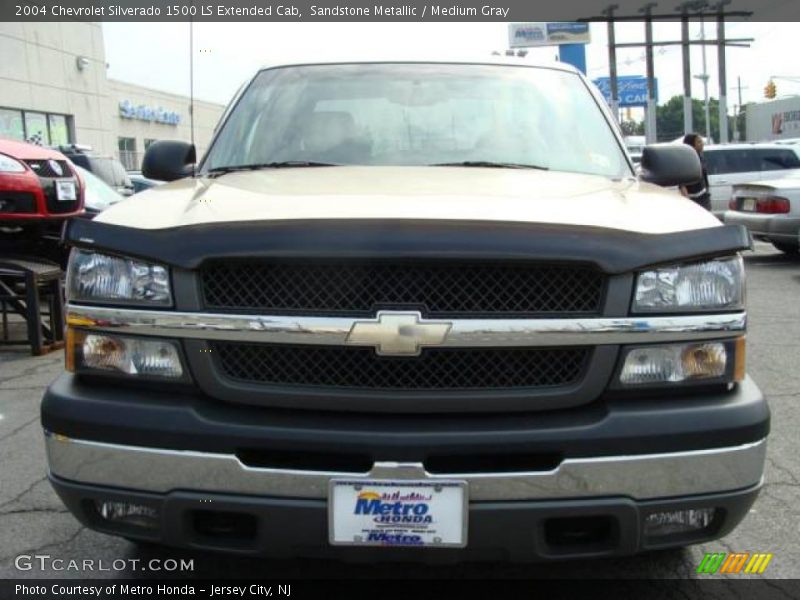 Sandstone Metallic / Medium Gray 2004 Chevrolet Silverado 1500 LS Extended Cab