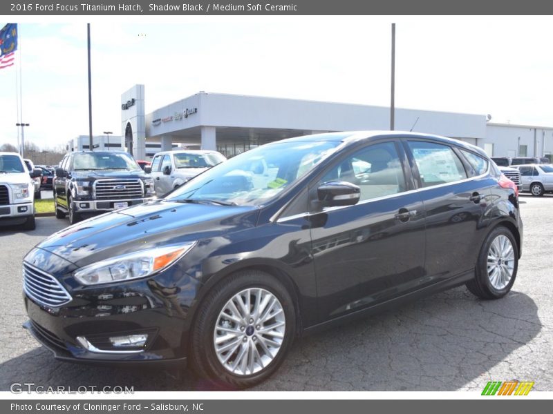 Shadow Black / Medium Soft Ceramic 2016 Ford Focus Titanium Hatch