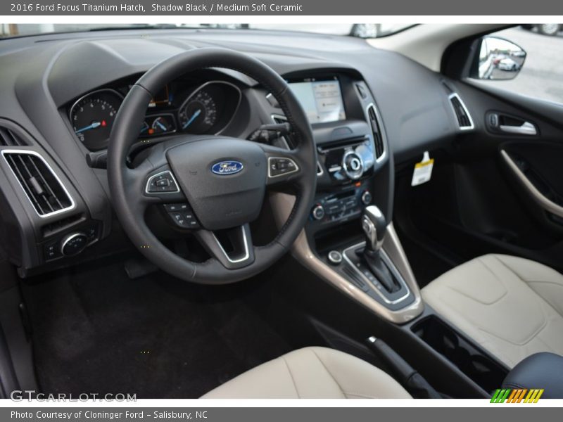 Shadow Black / Medium Soft Ceramic 2016 Ford Focus Titanium Hatch