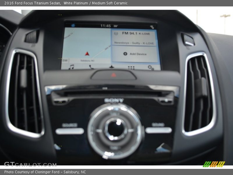 White Platinum / Medium Soft Ceramic 2016 Ford Focus Titanium Sedan