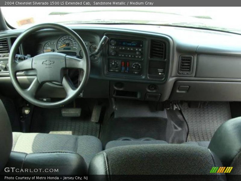 Sandstone Metallic / Medium Gray 2004 Chevrolet Silverado 1500 LS Extended Cab