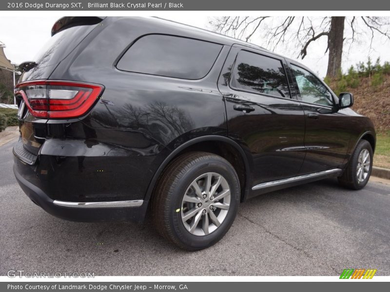 Brilliant Black Crystal Pearl / Black 2016 Dodge Durango SXT