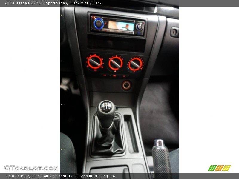 Black Mica / Black 2009 Mazda MAZDA3 i Sport Sedan