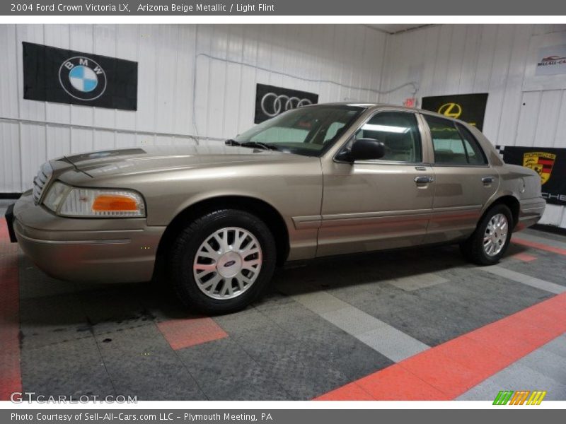 Arizona Beige Metallic / Light Flint 2004 Ford Crown Victoria LX