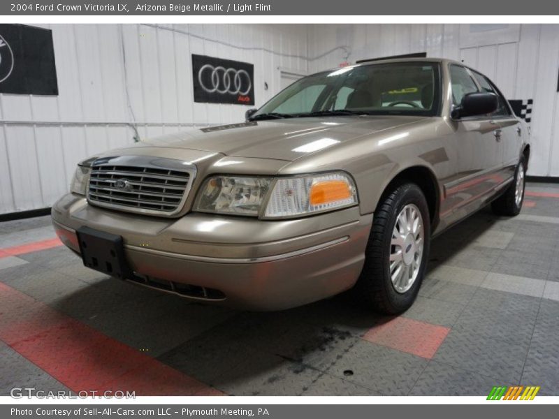 Arizona Beige Metallic / Light Flint 2004 Ford Crown Victoria LX
