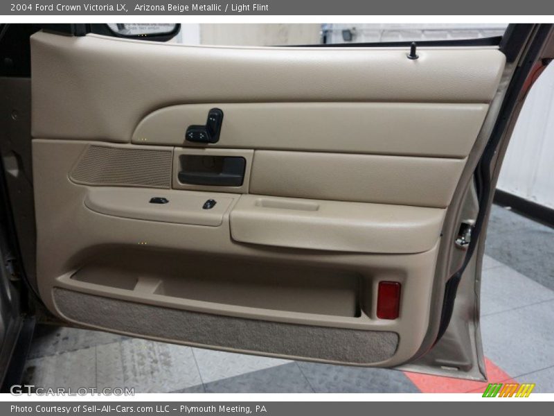 Arizona Beige Metallic / Light Flint 2004 Ford Crown Victoria LX