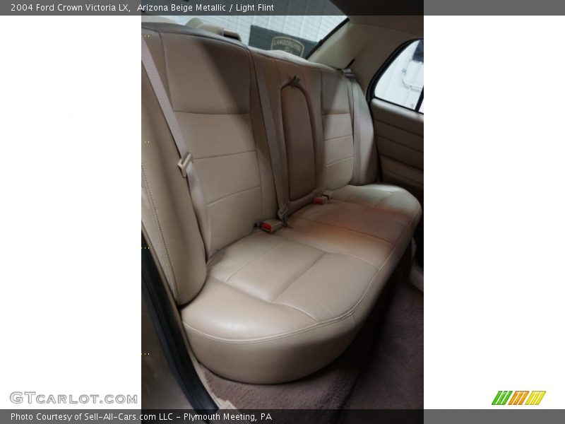 Arizona Beige Metallic / Light Flint 2004 Ford Crown Victoria LX