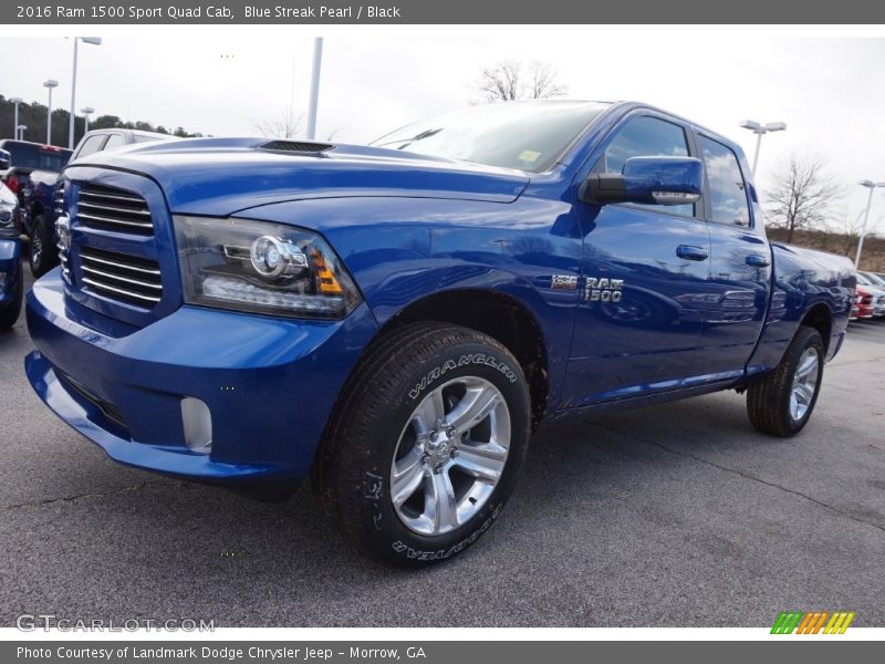 Front 3/4 View of 2016 1500 Sport Quad Cab