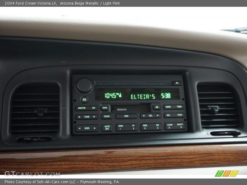 Arizona Beige Metallic / Light Flint 2004 Ford Crown Victoria LX